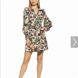 Alexia Admor wrap dress with bubble sleeves